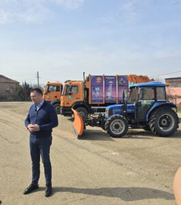„ГРАДСКА ЧИСТОЋА“ БЕОГРАД ДОНИРАЛА 3 КОМУНАЛНА ВОЗИЛА ЈКП „СТАНДАРД“ ИЗ КЊАЖЕВЦА